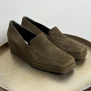 Bruno Magli Wedge Suede Loafers size 6.5